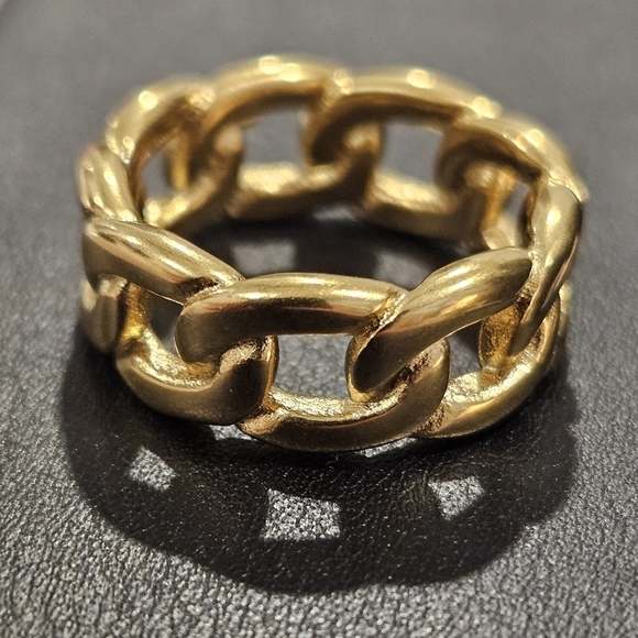 Jewelry - NEW Stainless Steel Chunky Gold Chain Ring - Size 7